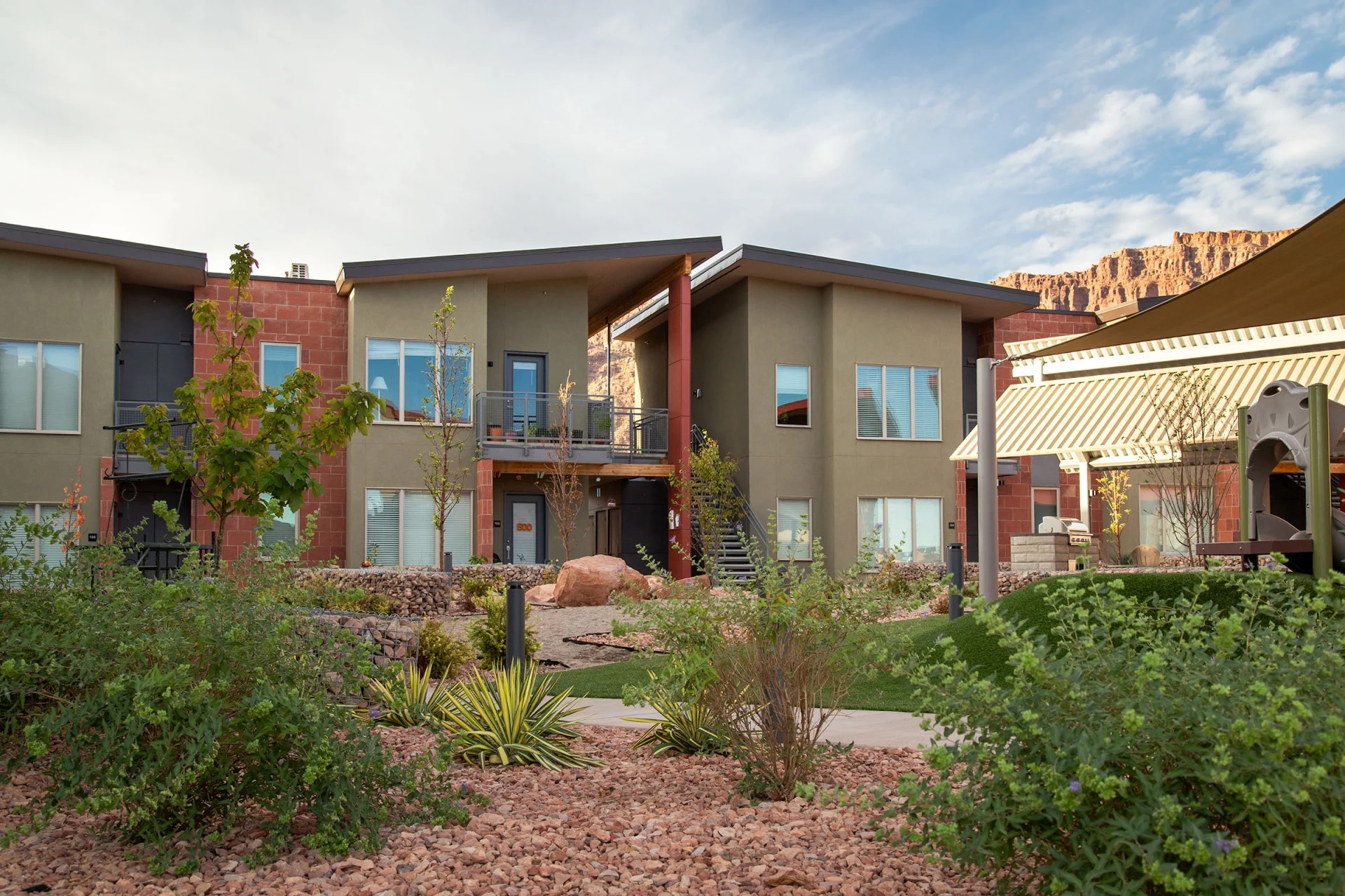 Skyline Arch at Arroyo Crossing multi-unit development exterior